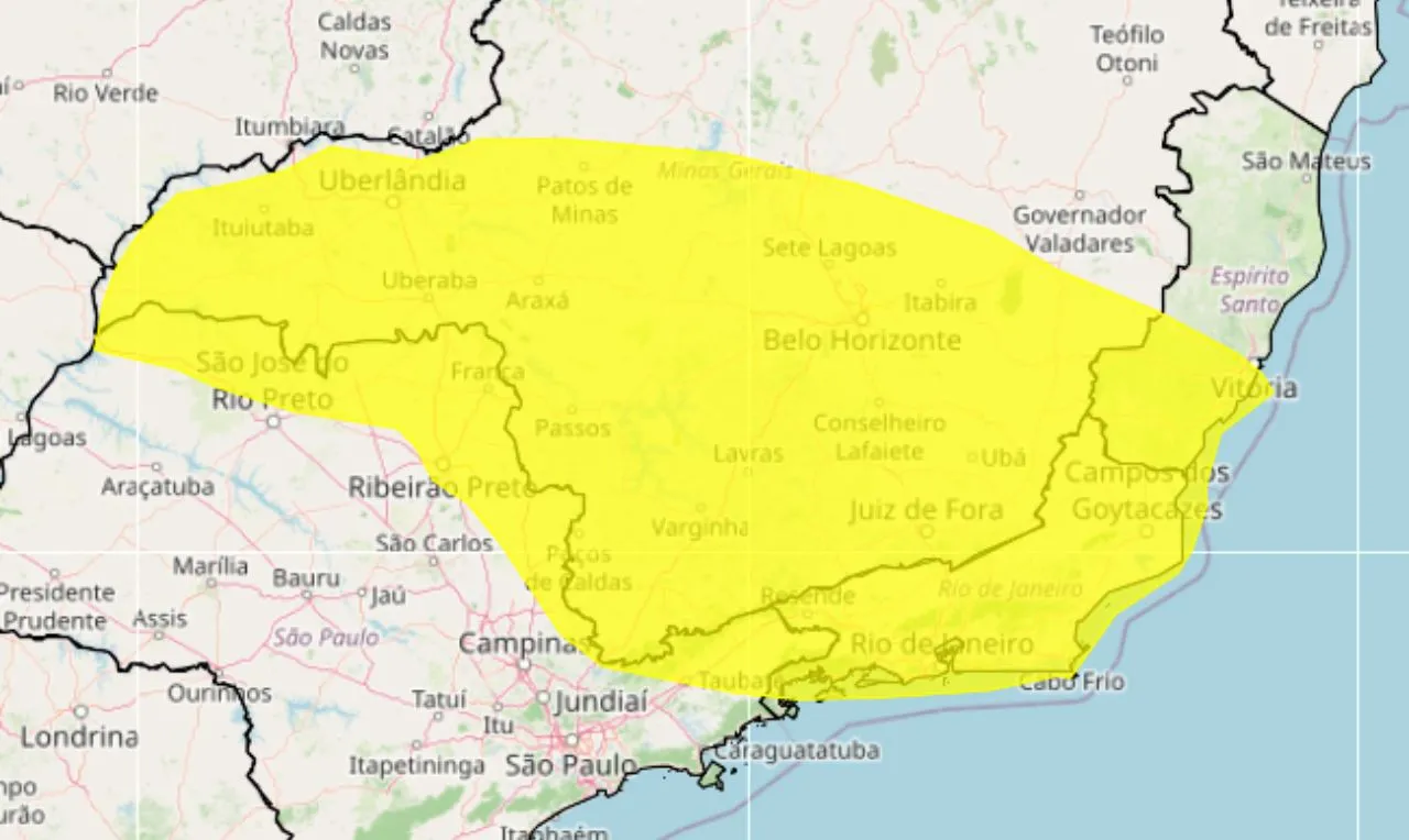 O mapa mostra as &aacute;reas em alerta amarelo para chuva intensa